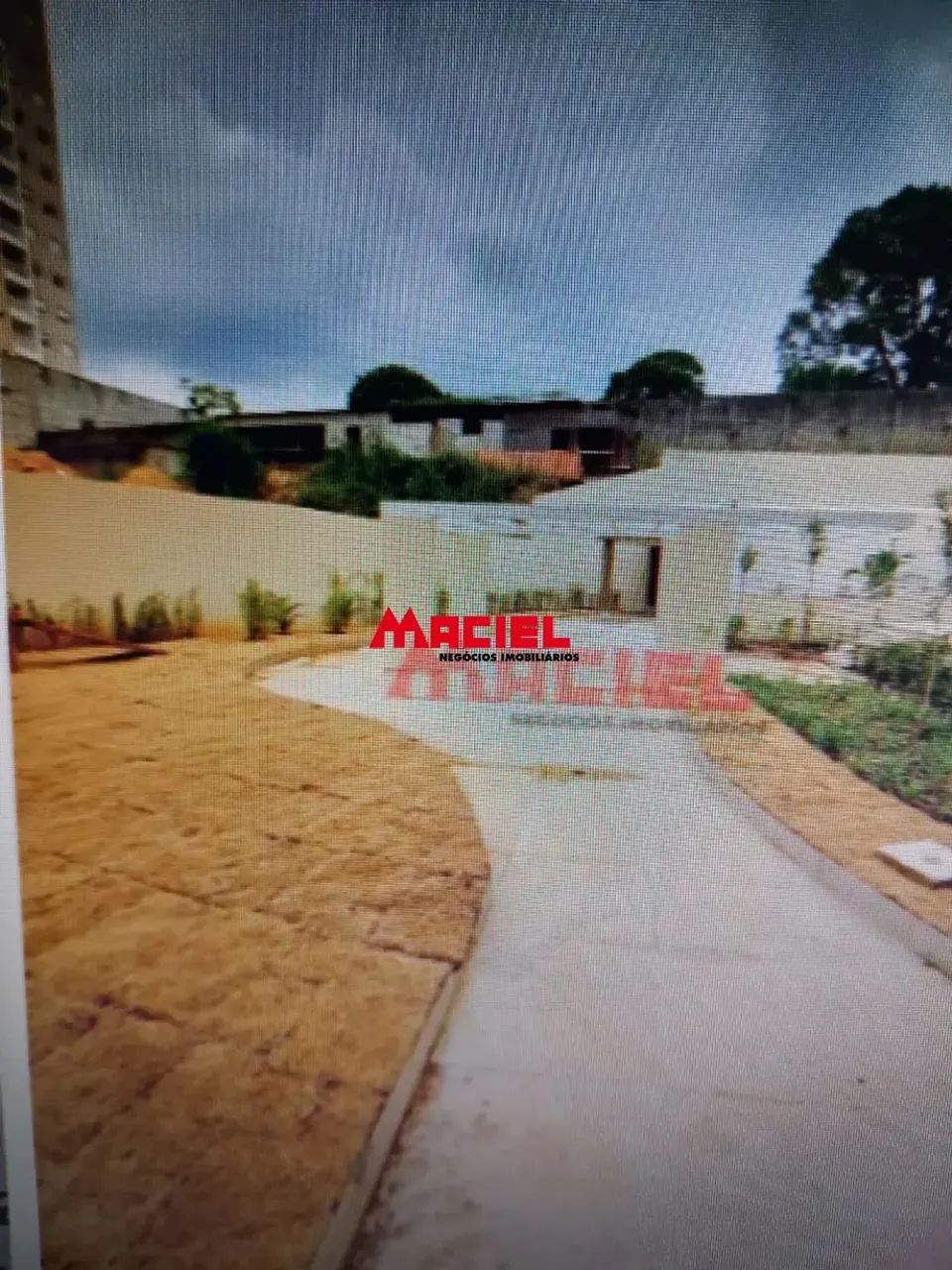 APTO NO CENTRO DA CIDADE, TERREO COM QUINTAL, NOVO NO CONTRAPISO, CONDOMINIO COM PISCINA,  - Foto 11