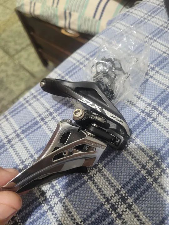 Cambio Dianteiro Shimano SLX FD-m7020 2v