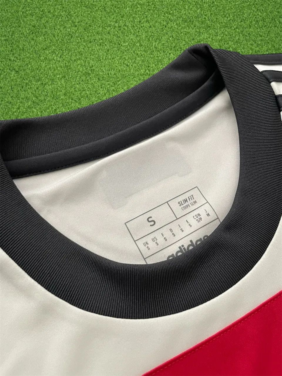 Original Camisa Manchester United 2024 Third - Tamanho P - Foto 4