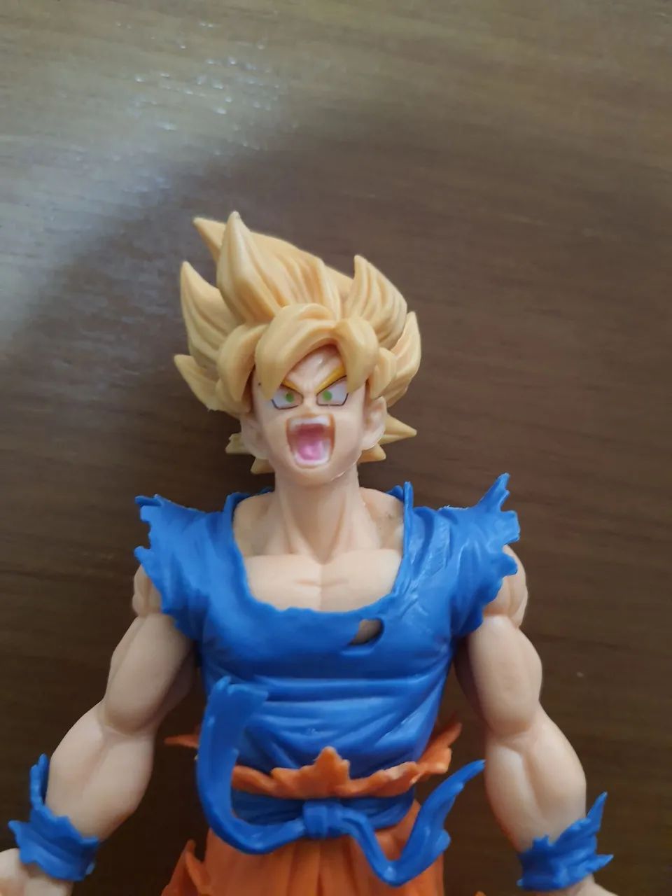 Action Figure Goku Super Saiyajin