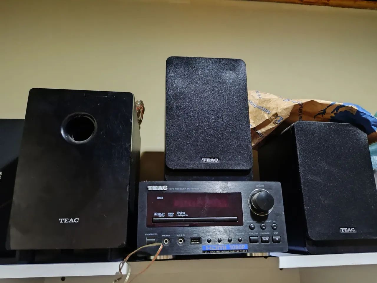 Home Theater TEAC DVD Receiver MC-DVB900