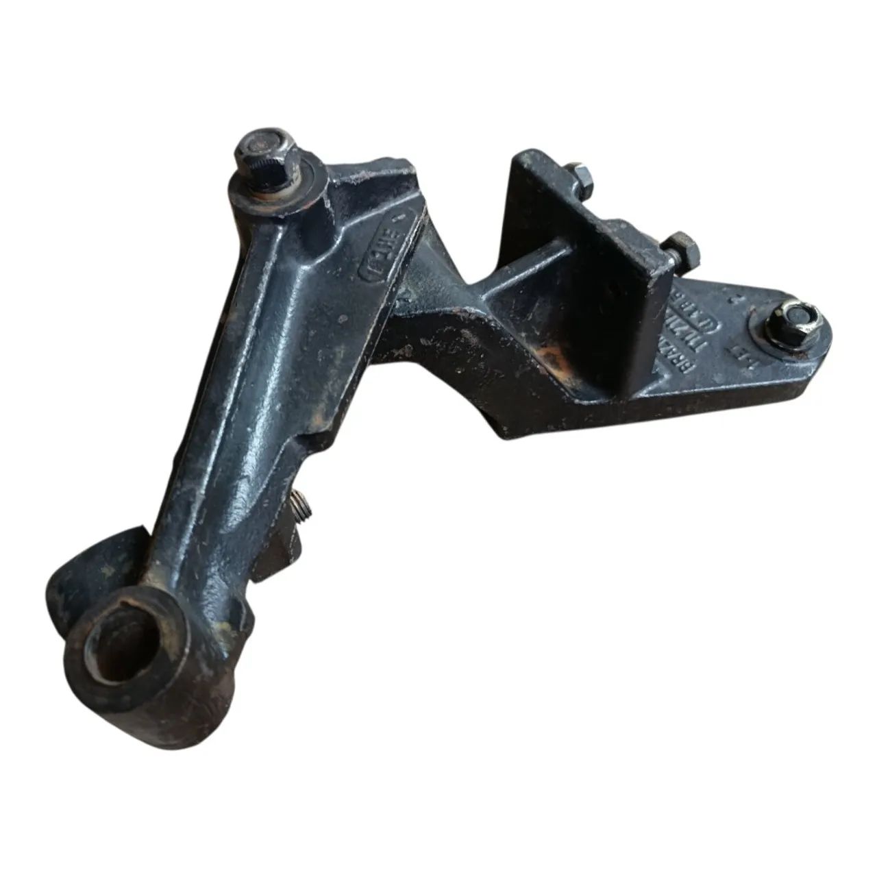 Suporte Dianteiro Cabine/chassis Vw 7-90 11711553