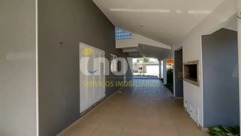 BELÍSSIMO IMÓVEL NO CENTRO DE TRAMANDAI COM 4 SUÍTES - Foto 5