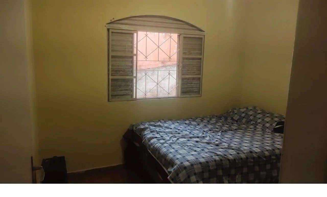 Casa em excelente localização, No Centro de Jambeiro - Foto 2