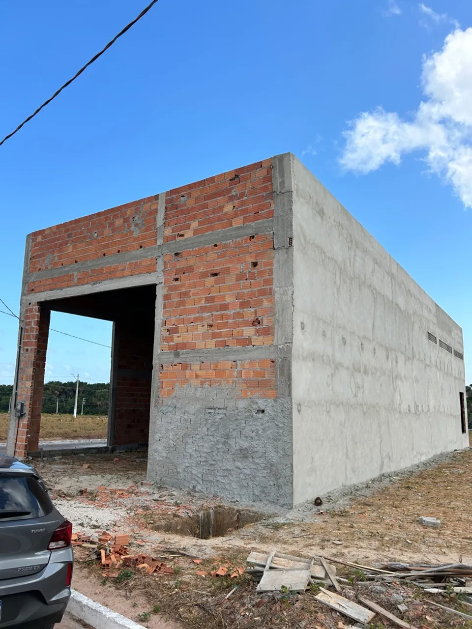 Baixei pra vender Prédio em Salinas