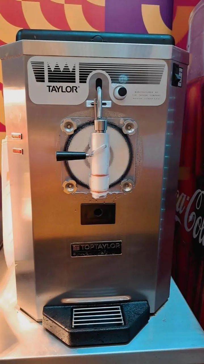 Vendo Máquina de Sorvete Soft Taylor 430 - Foto 3