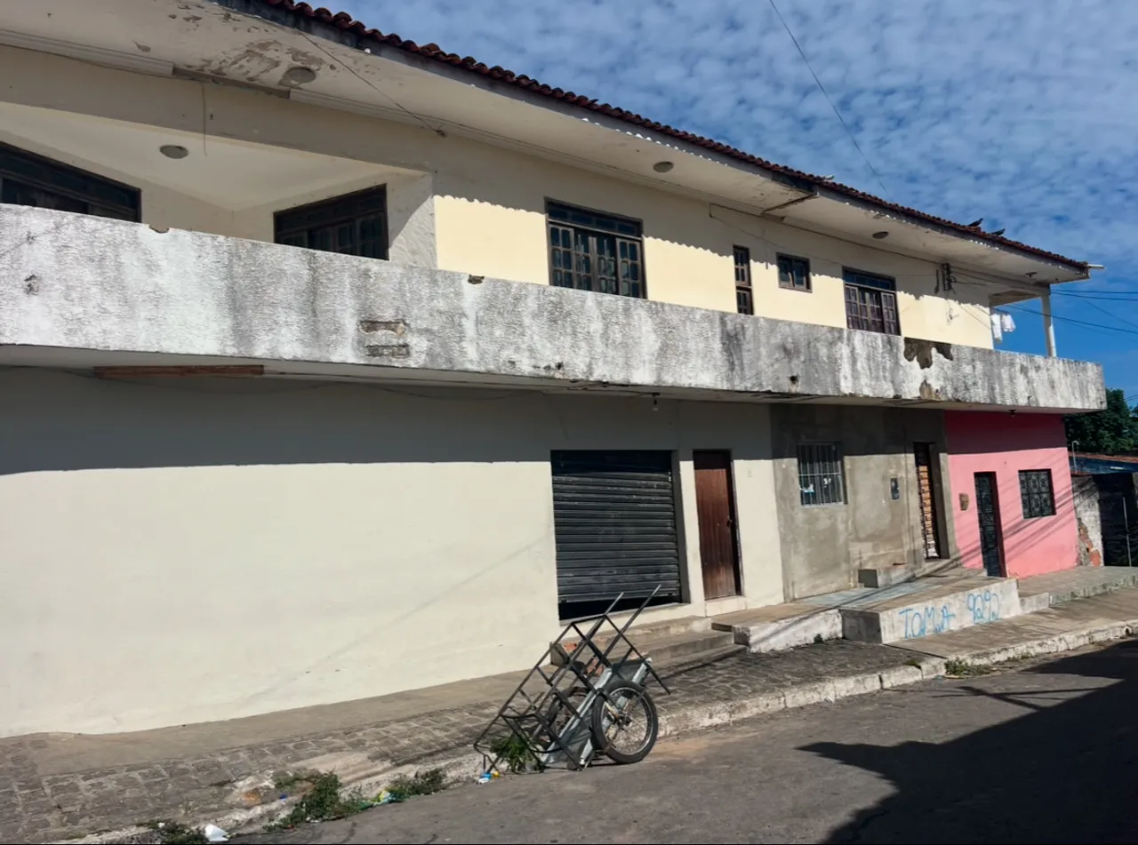 Casa de esquina no feitosa com dois pontos comerciais