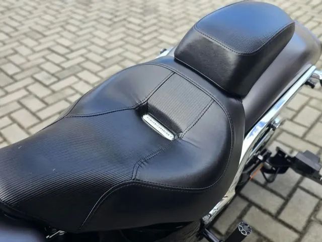 HARLEY-DAVIDSON SOFTAIL BREAKOUT - Foto 4