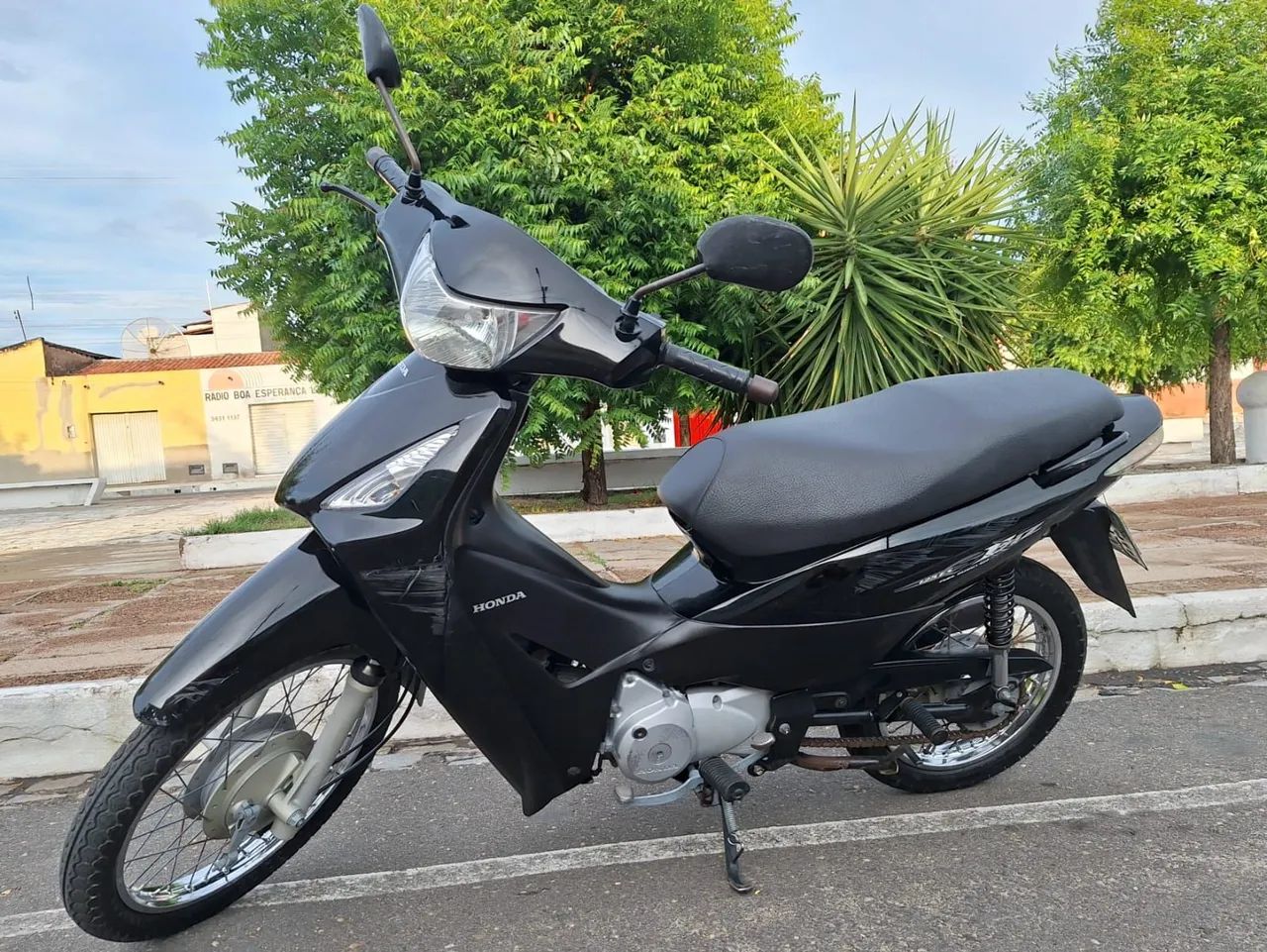 Moto Honda Biz 125
