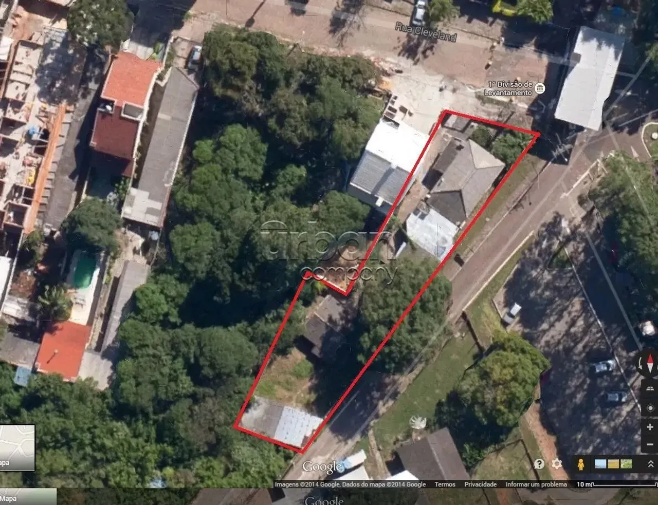 Terreno extenso com bom índice Construtivo