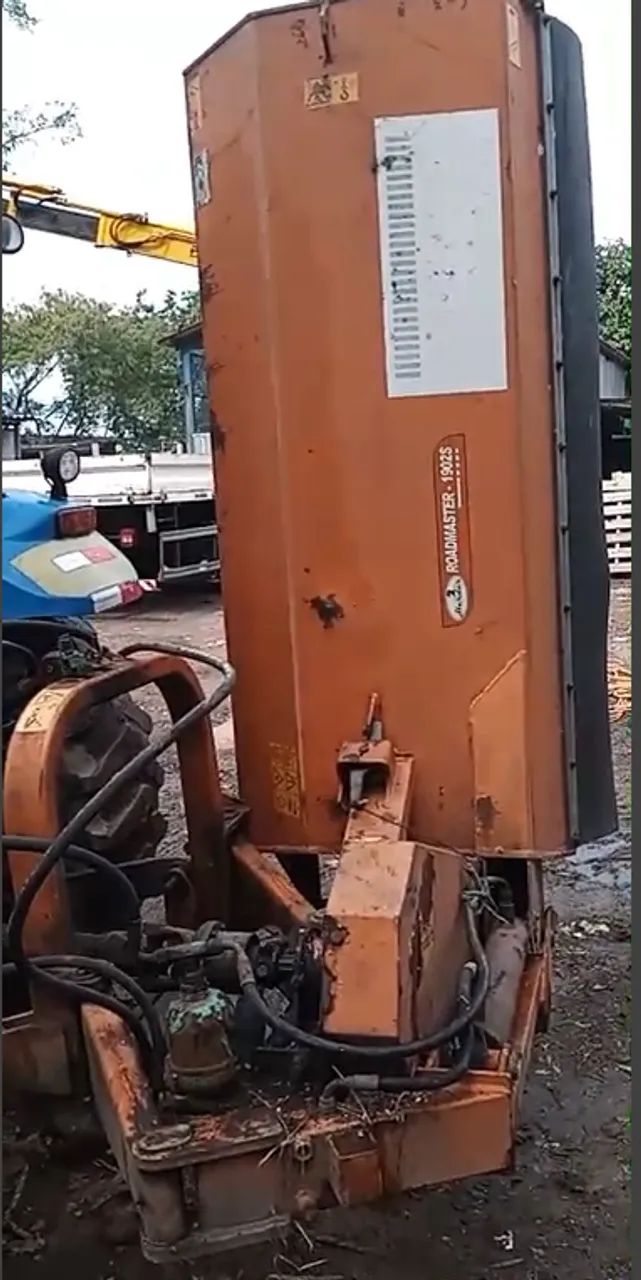 TRITURADOR ROADMASTER 1902S - HERDER R$ 29.000,00