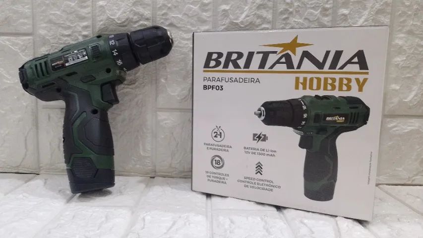Parafusadeira e Furadeira Britânia 2 em 1 na caixa  - Foto 4