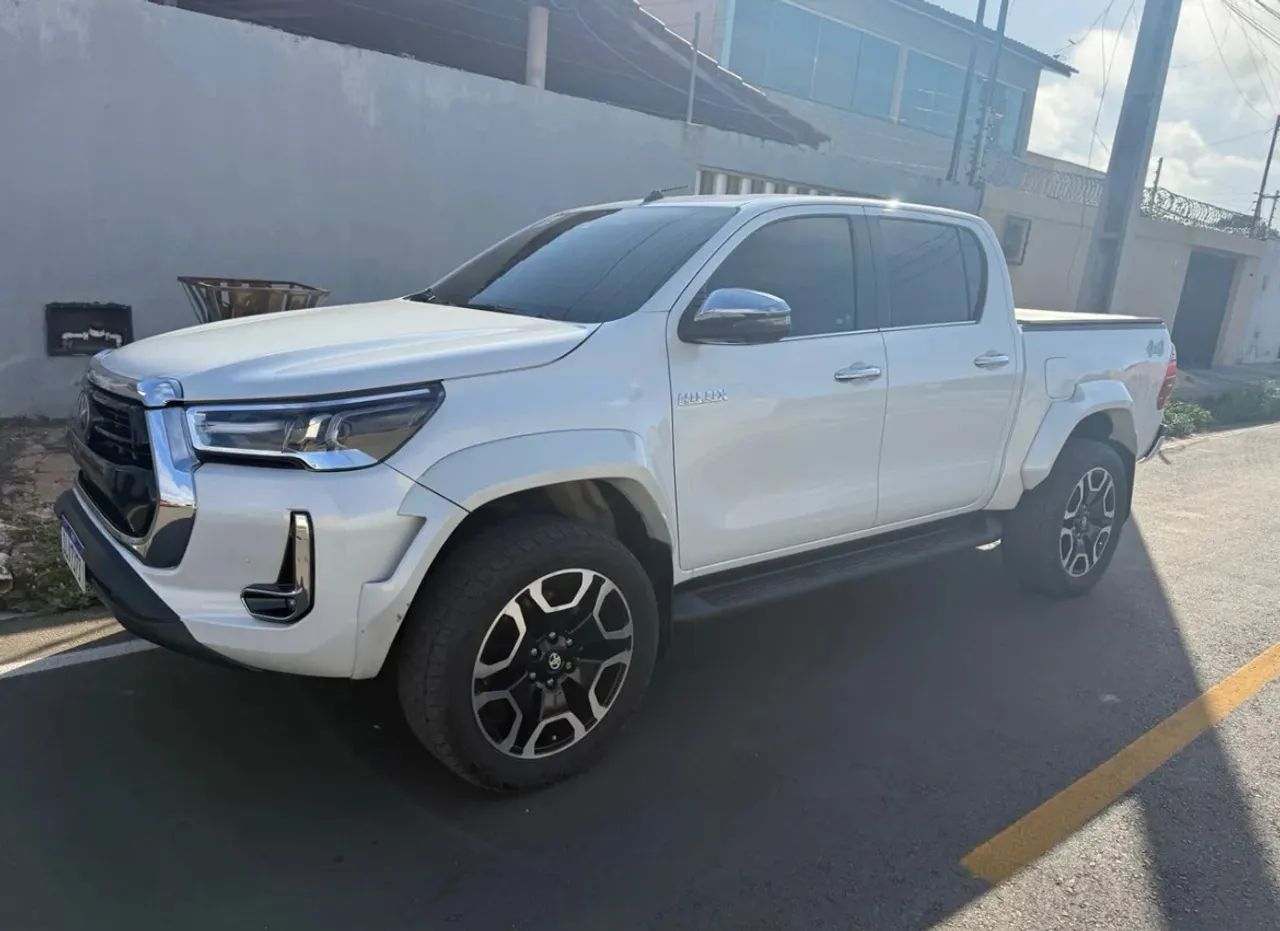 HILUX SRX 2024 único dono - Foto 8