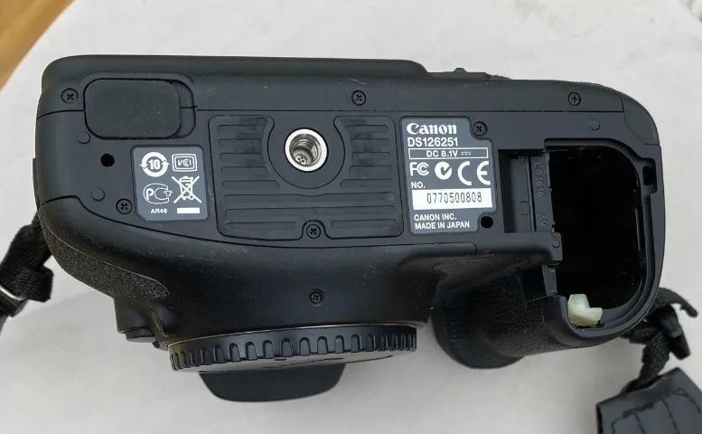 Canon EOS 7D - Câmera DSLR Profissional (Corpo) - Foto 3