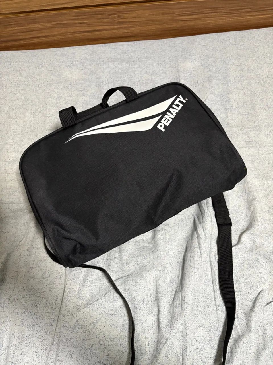 Bolsa Penalty Preta - Foto 4
