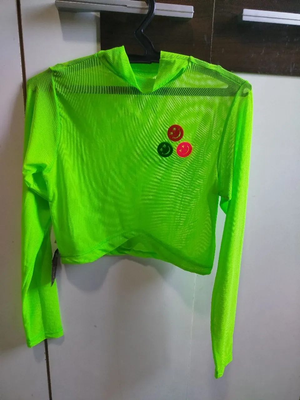 Desapego cropped neon