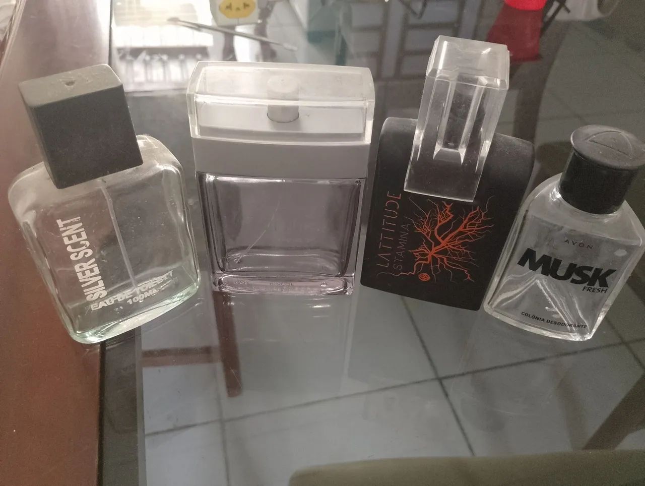 Vidro vazio de perfume - Foto 2