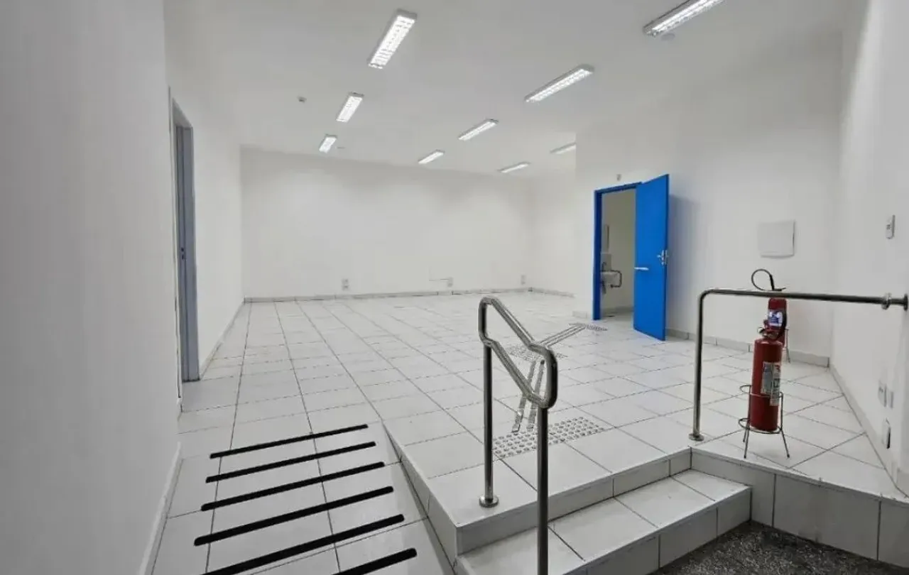 Sala Comercial para aluguel com 82m² no centro de São Paulo