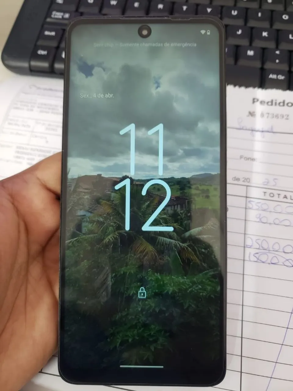 Celular, apenas um dono.
