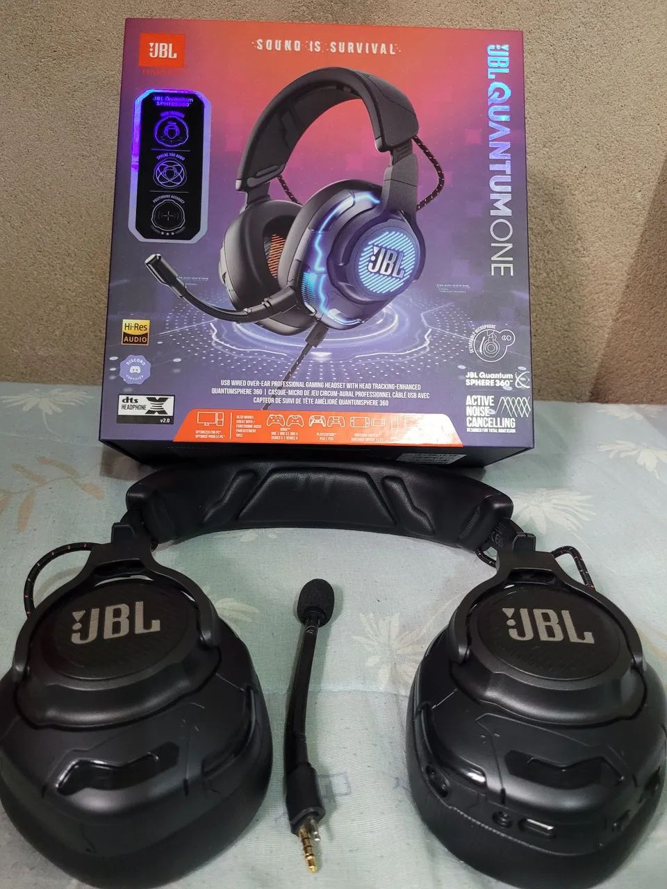 Fone de Ouvido JBL QuantumOne 