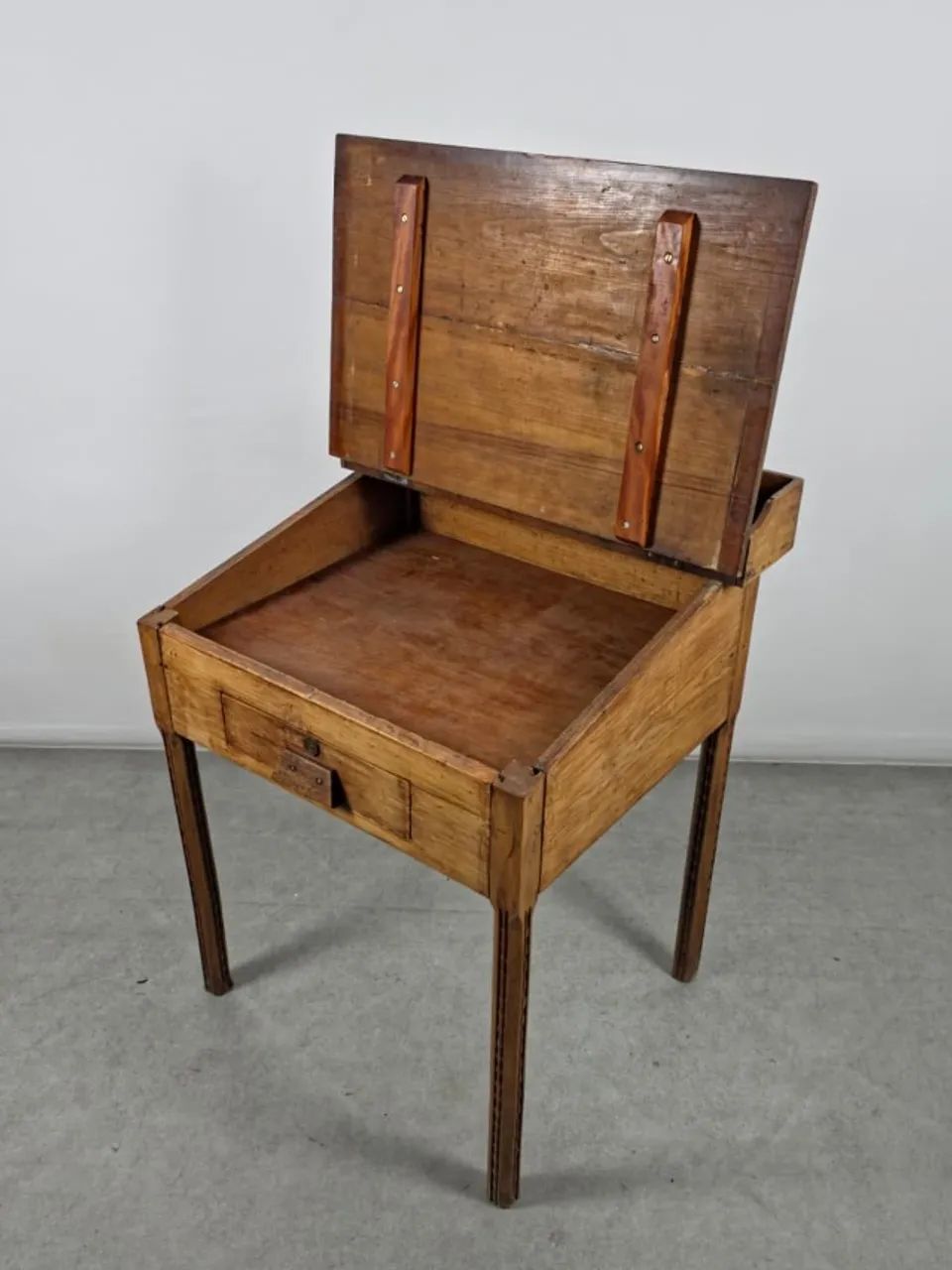 Mesa de Desenho rustica Década de 70 em madeira nobre maciça - Foto 6