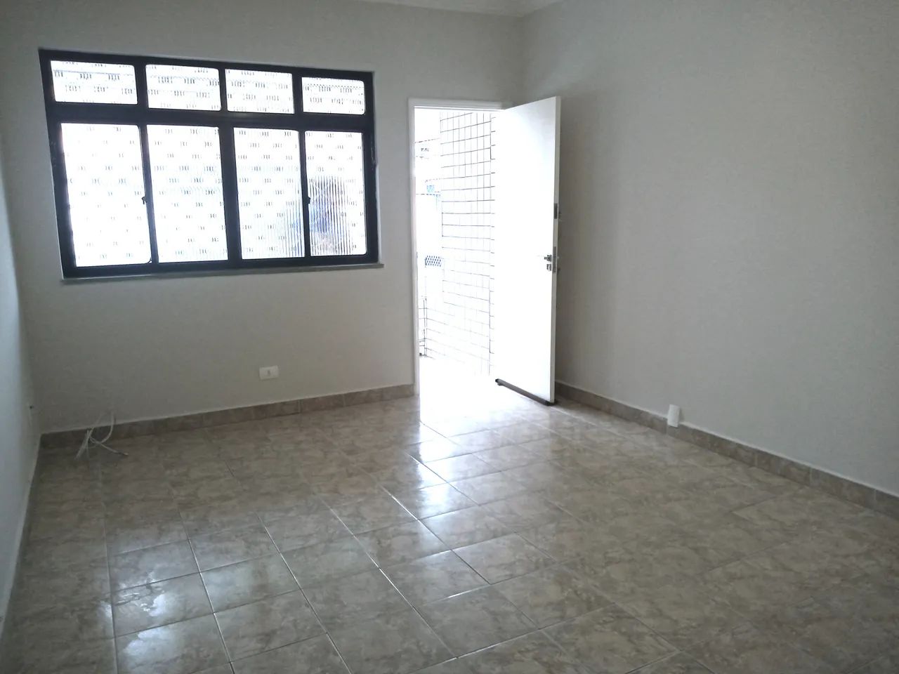 Imóvel para aluguel possui 85 metros quadrados com 3 quartos no Campo Grande - Santos - SP - Foto 3