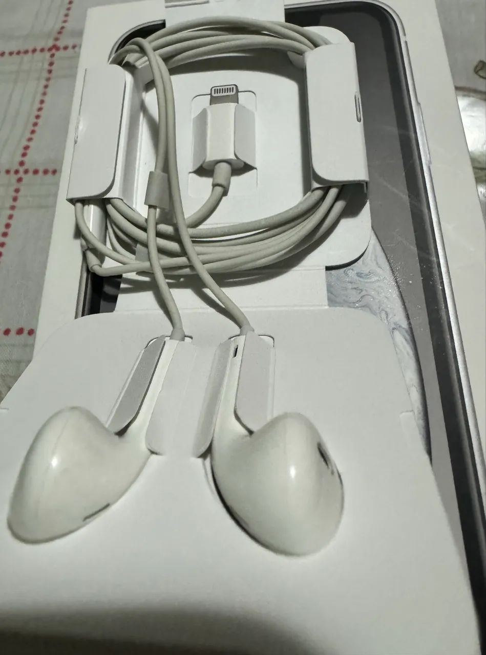 Fone iPhone com fio64302950331777121