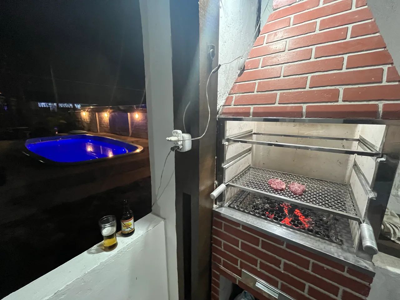 Alugo Casa para 10 pessoas em Praia de Leste 