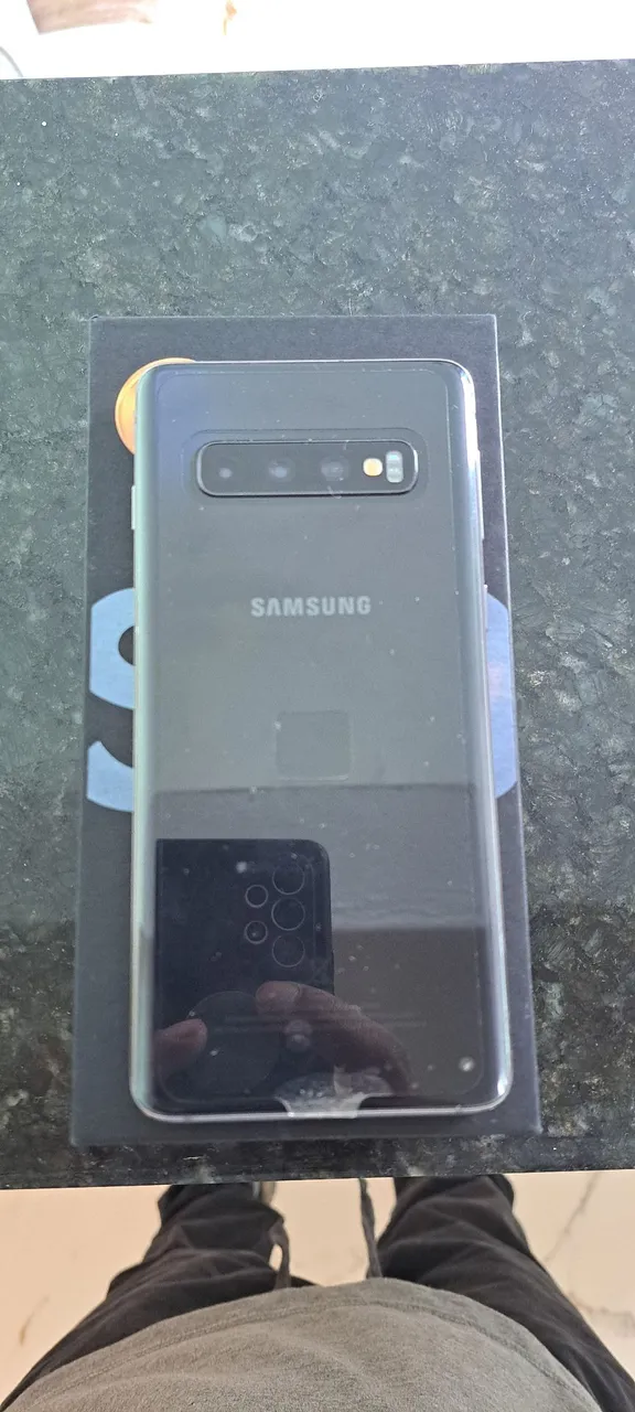 Samsung S10//Leia o anuncio