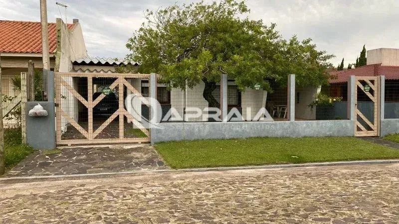 Casa em Nova Tramandaí Próxima ao Mar