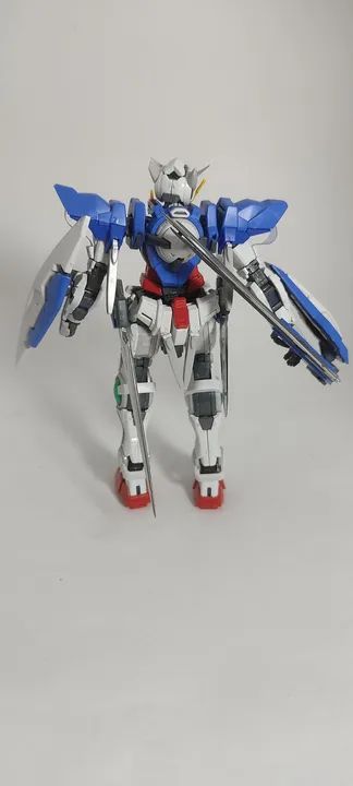 Gundam Exia RG 1/144 - Foto 3