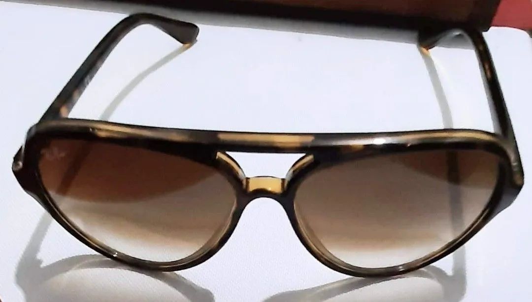 Óculos de sol Ray-Ban Aviator novo - Foto 2