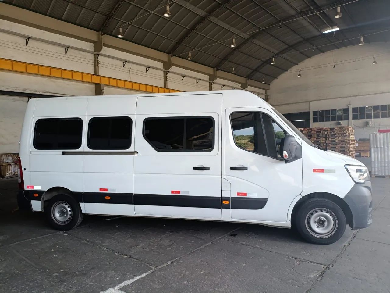 Micro-ônibus Renault Master 2023 - Foto 7