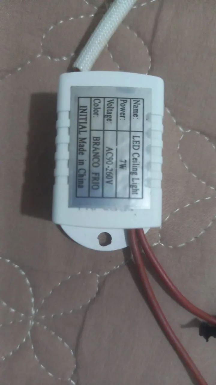 Spot led 7w branco frio com defeito usado. - Foto 2