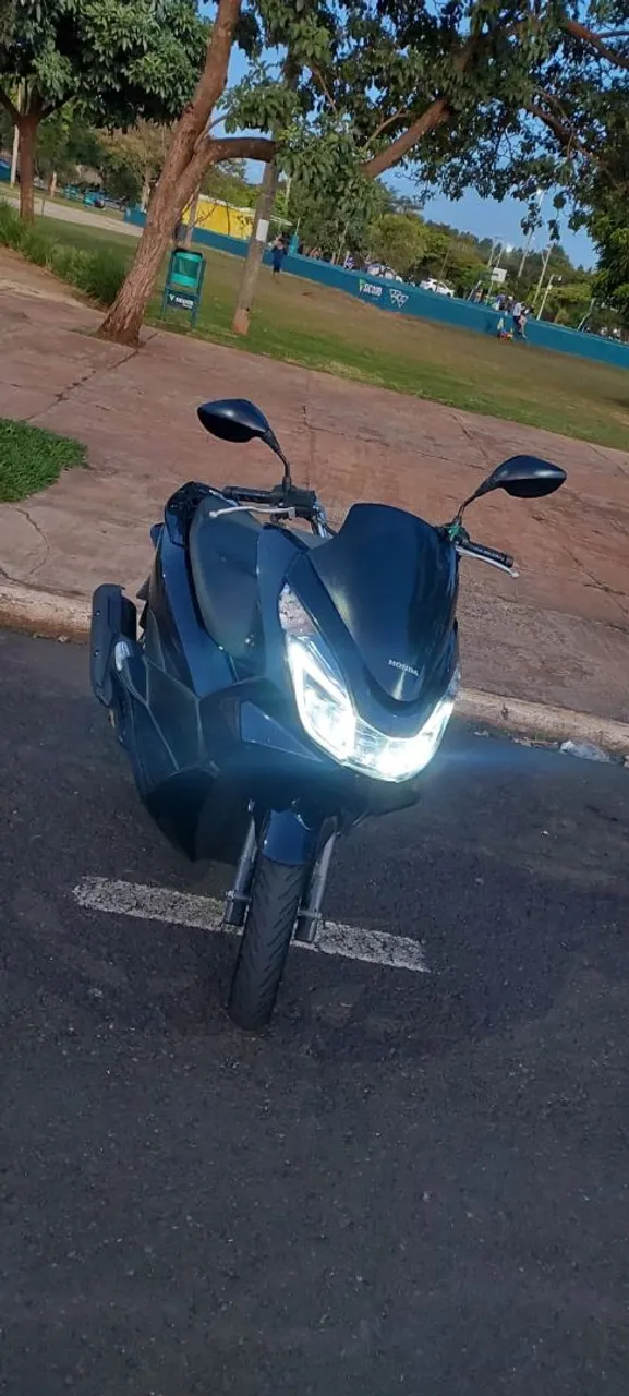 PCX semi-nova
