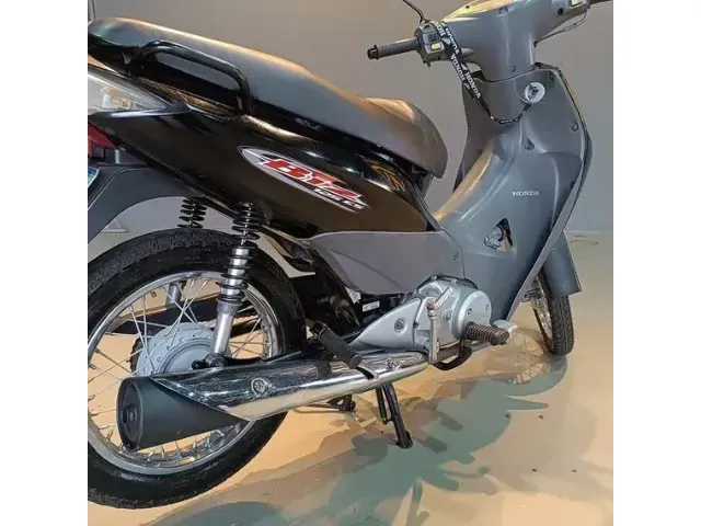 Vendo Honda Biz 125 Es 2008. Preta. Partida Elétrica e Pedal