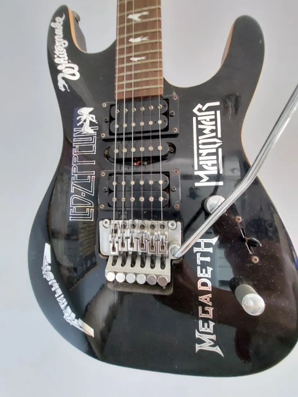 Guitarra Elétrica, marca Tagima Menphis Plus.