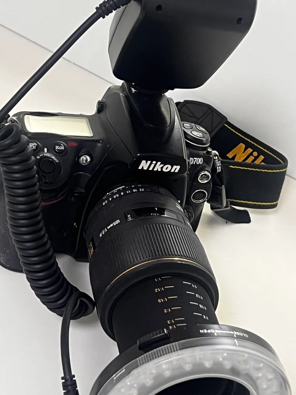 Kit Fotográfico Profissional - Nikon D700 + Lente Sigma 105mm f/2.8 Macro + Ring Flash - Foto 2