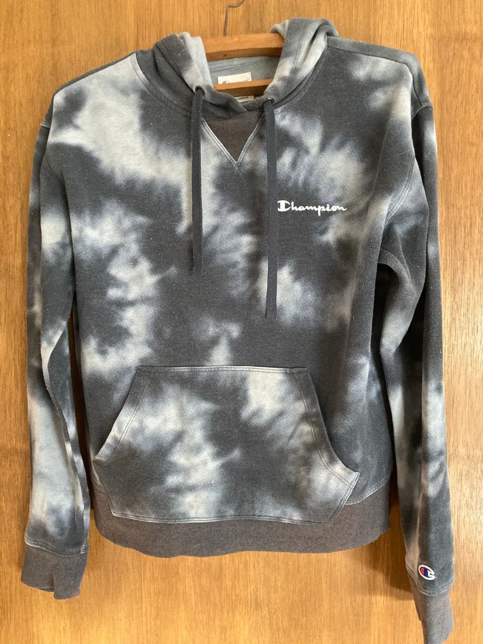Moletom Champion tie dye cinza grafite tam p
