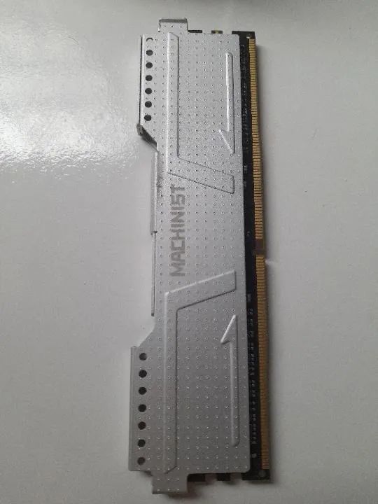 MEMORIA RAM 8GB DDR4 3200Ghz