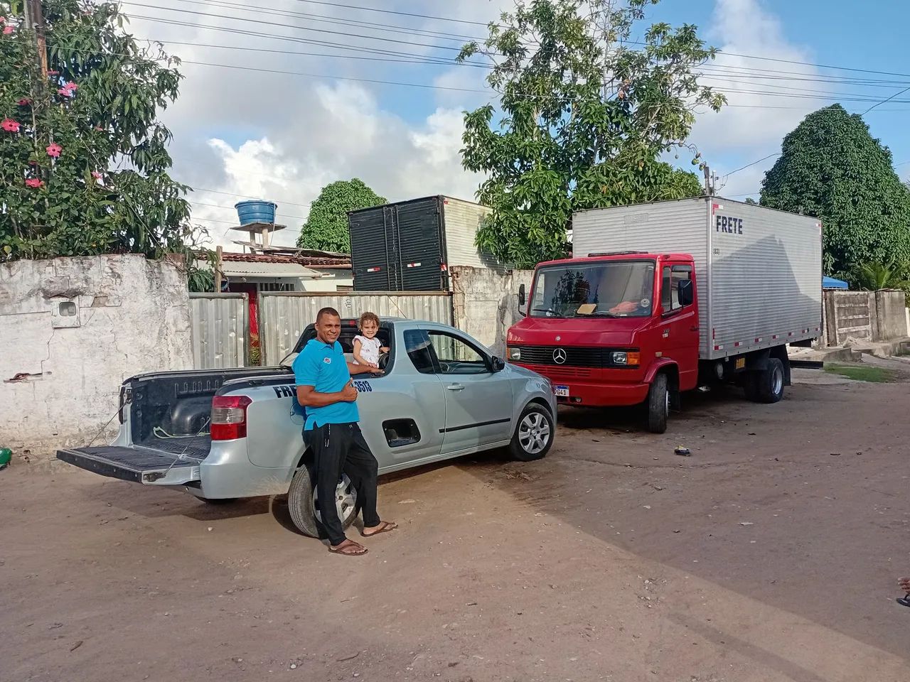 Frete baú e caminhonete mudança pequena ou grande * 