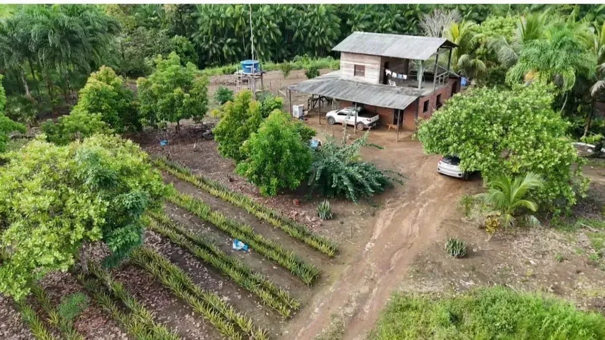 Fazenda/Sítio/Chácara para venda com 470000 metros quadrados com 2 quartos