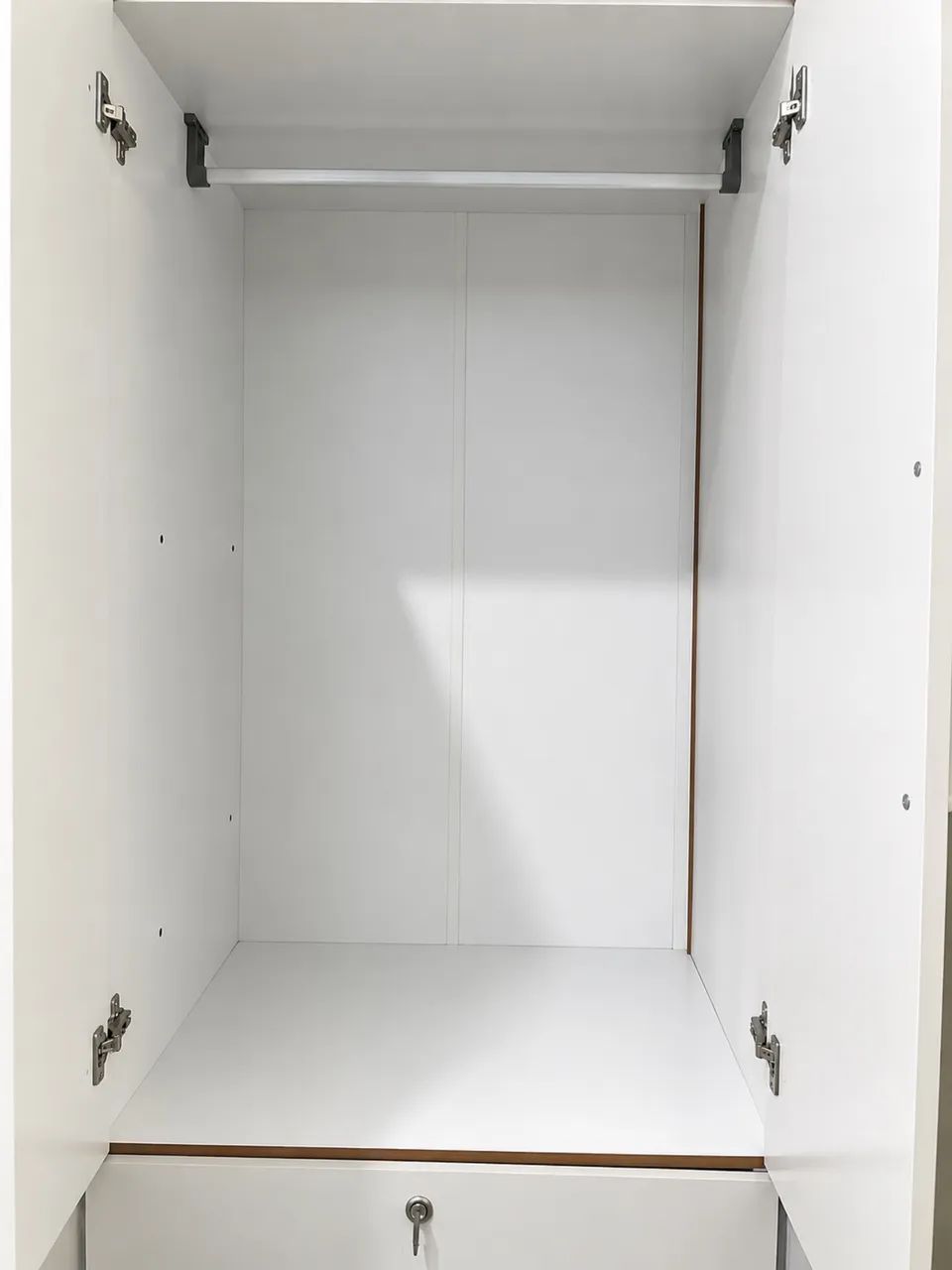 Guarda roupa solteiro  - Foto 3