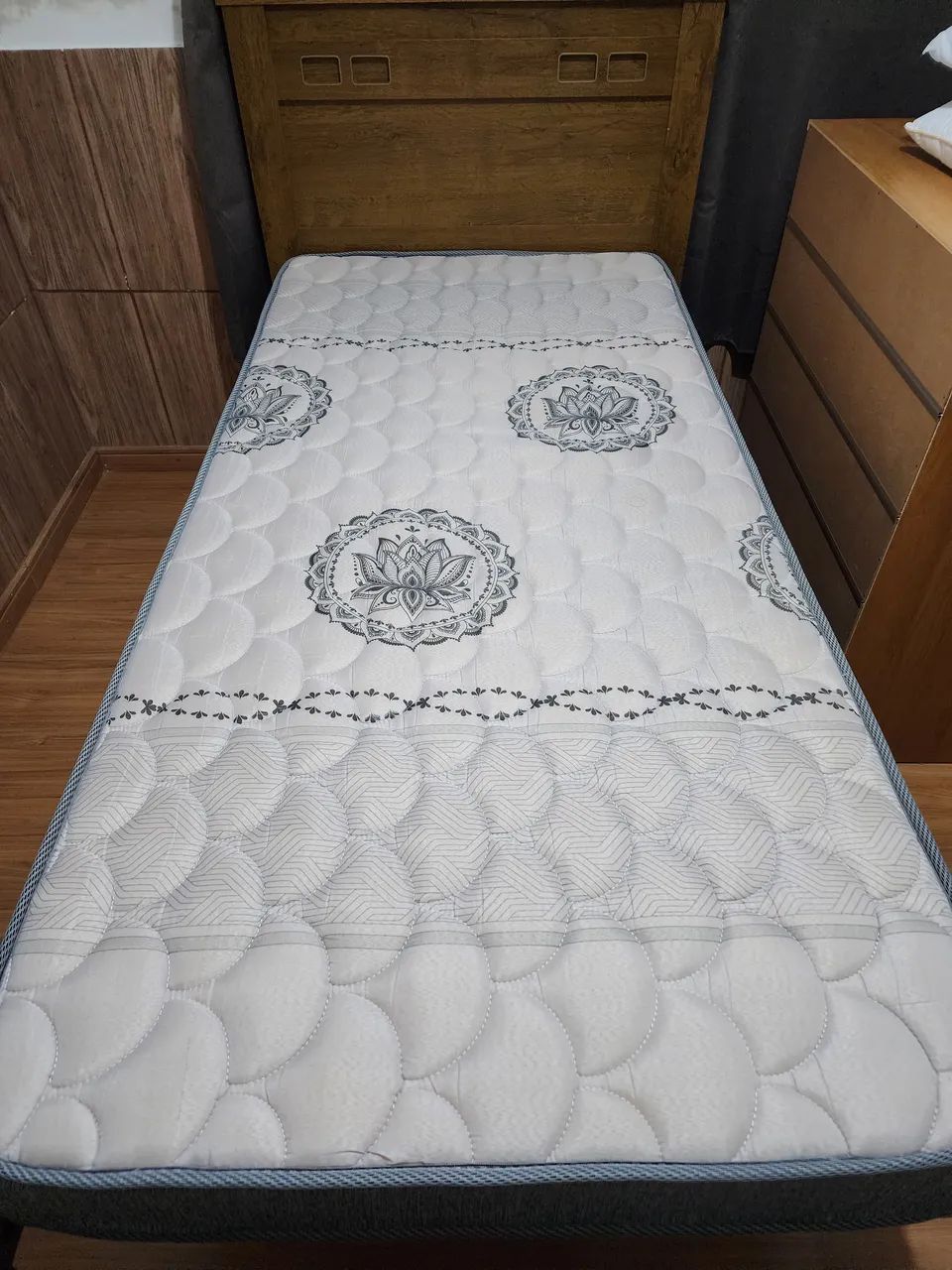 Cama de Solteiro + Colchão de Espuma D33 Polar - Foto 3