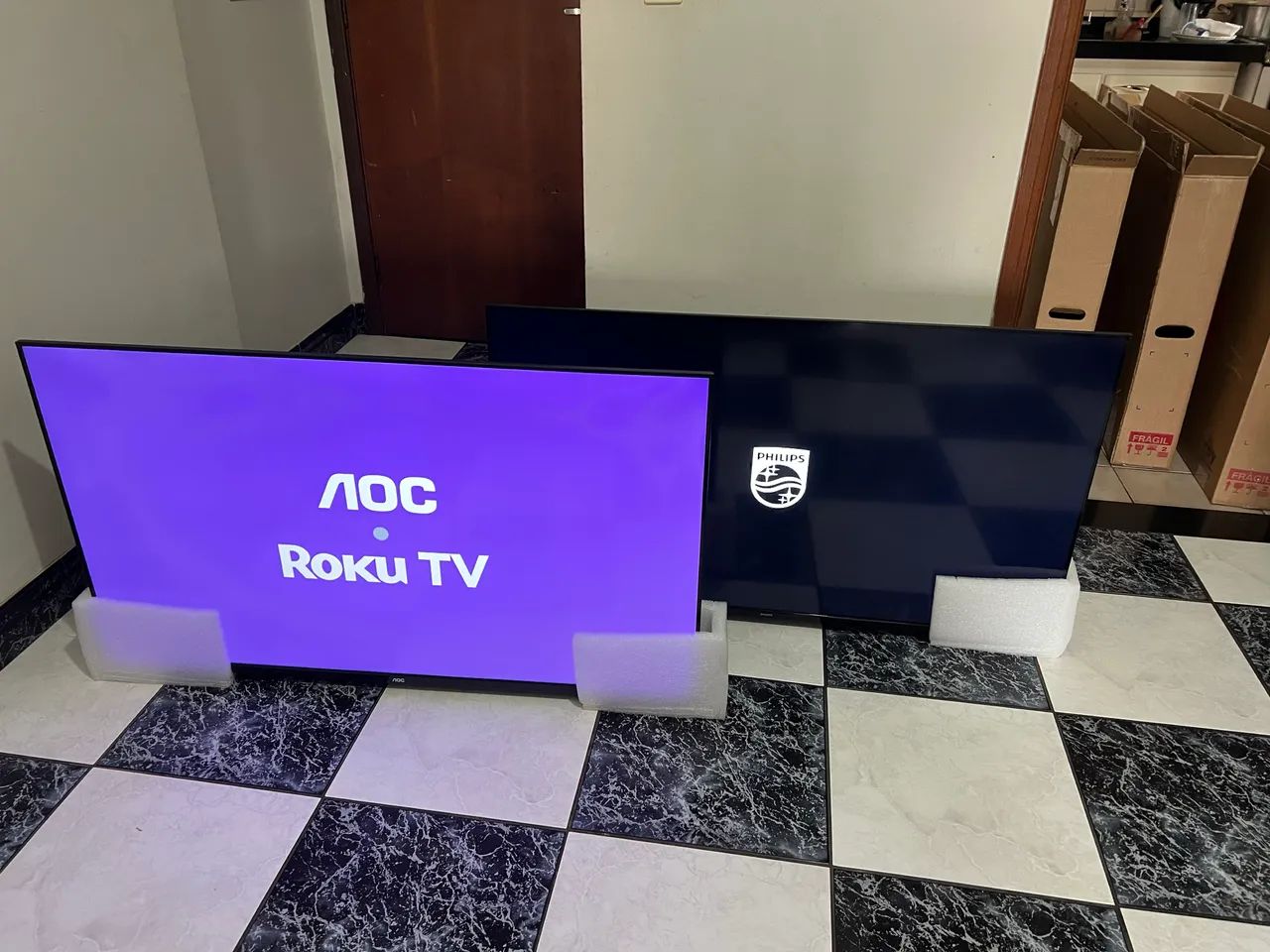 TVS LACRADO 50 POLEGADAS 4K PEGA E USA TODAS FUNCIONANDO 100% PERFEITAMENTE  - Foto 2