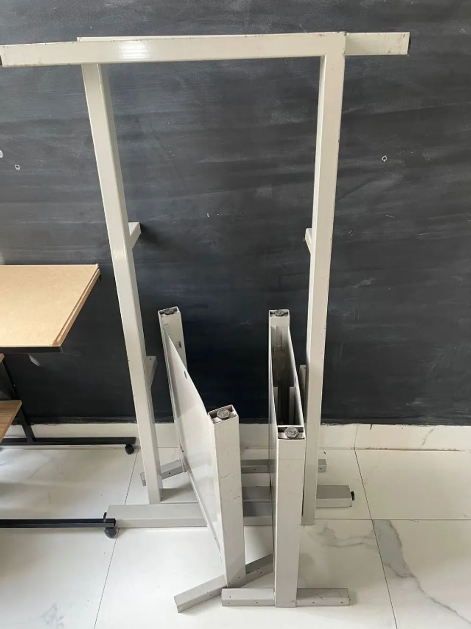 Estação de trabalho / Mesa compartilhada  - Foto 5