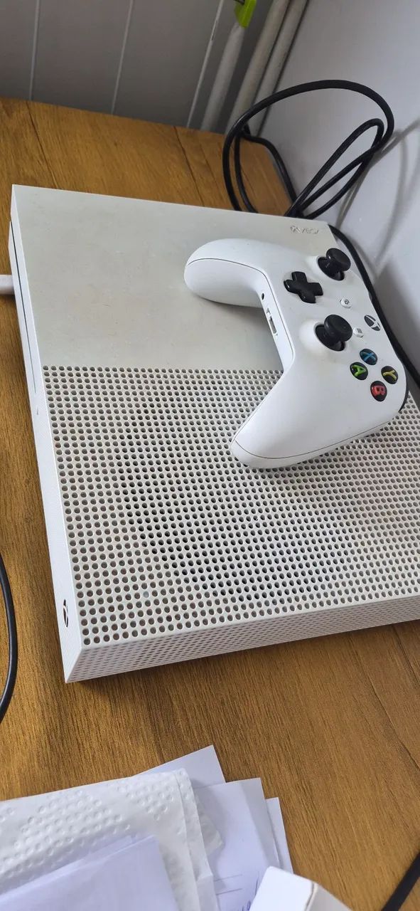 Xbox ONE S