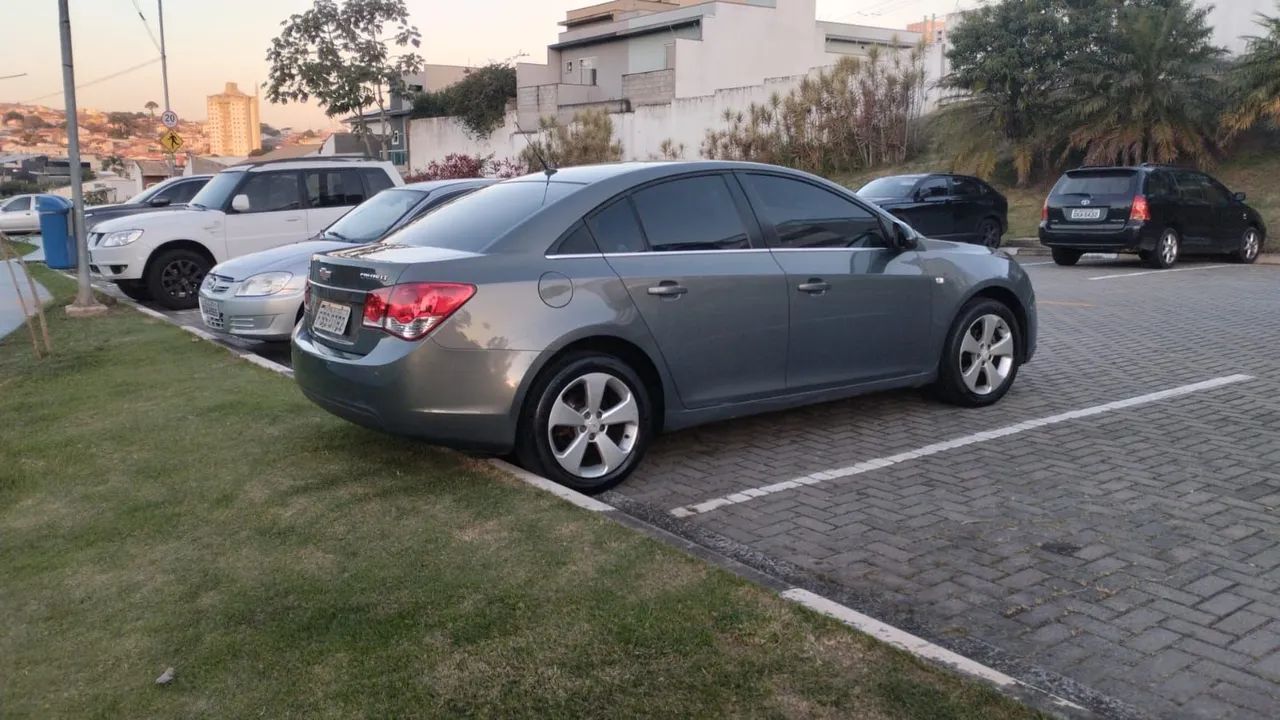 Chevrolet Cruze CRUZE LT 1.8 16V FlexPower 4p Aut. 2012