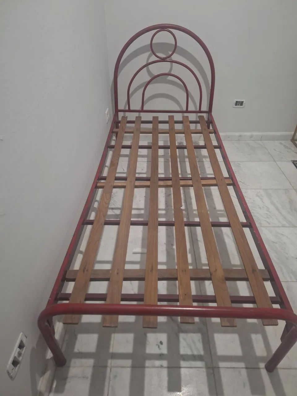 Cama Solteiro
