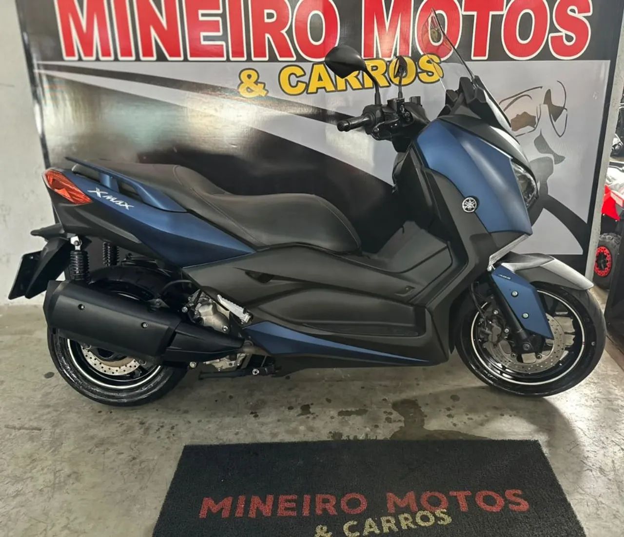 XMAX 250 ABS
